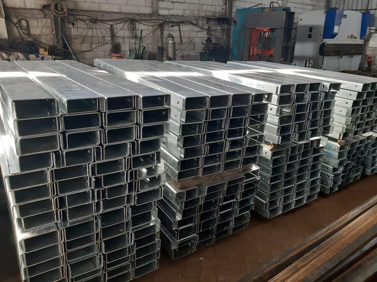 Jual Guardrail Sidoarjo