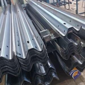 supplier guardrail gresik